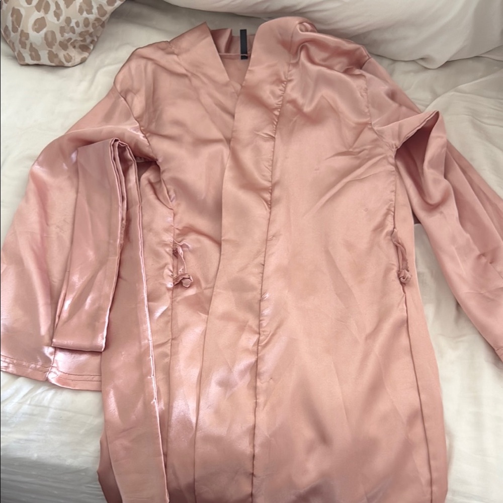 PrettyLittleThing Pink Satin Robe Intimates
